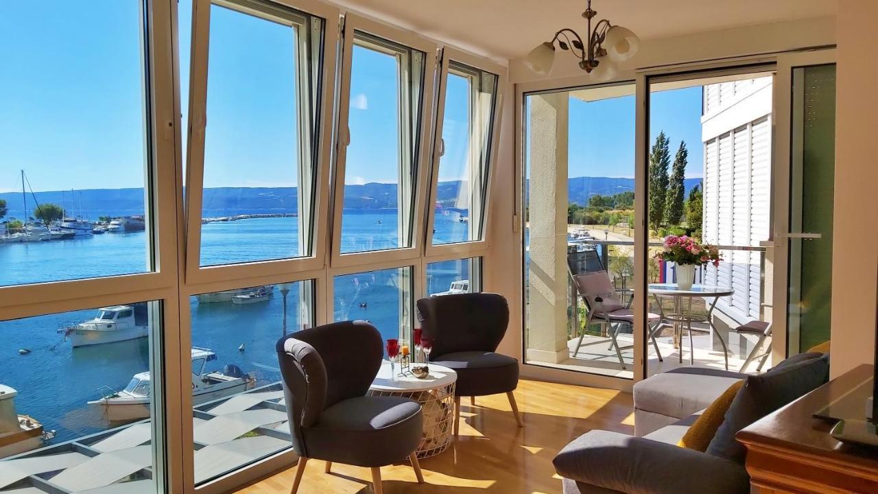 Apartment Lora Omiš Esterno foto